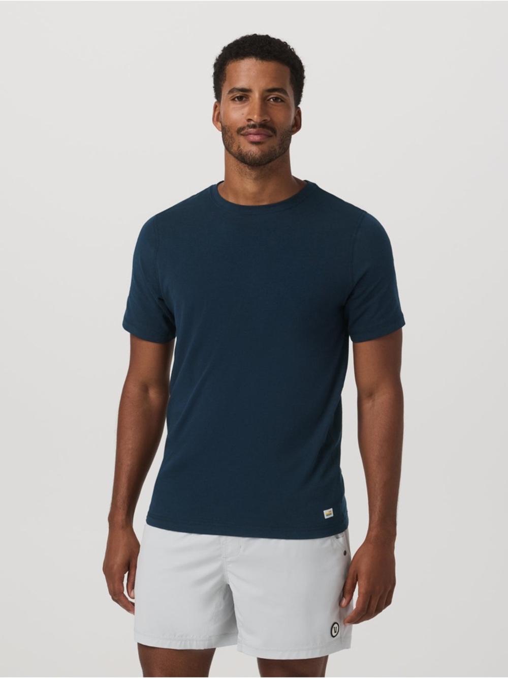 Vuori Men’s Tuvalu Tee in Ink Blue Size Large